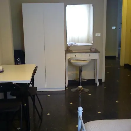 Inside The City Guest house Genoa