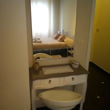 Inside The City Guest house